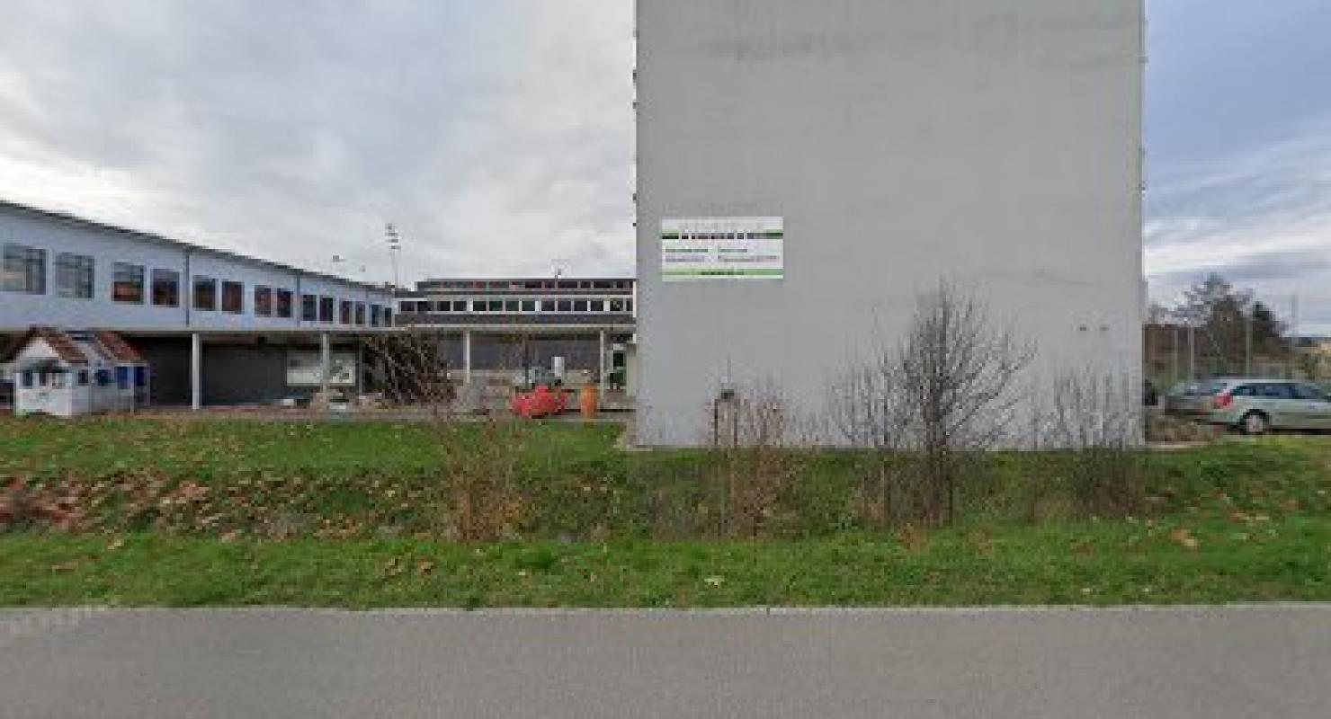 upstairs – secondhand, neue mode, accessoires - Second-hand Clothing in Aargau