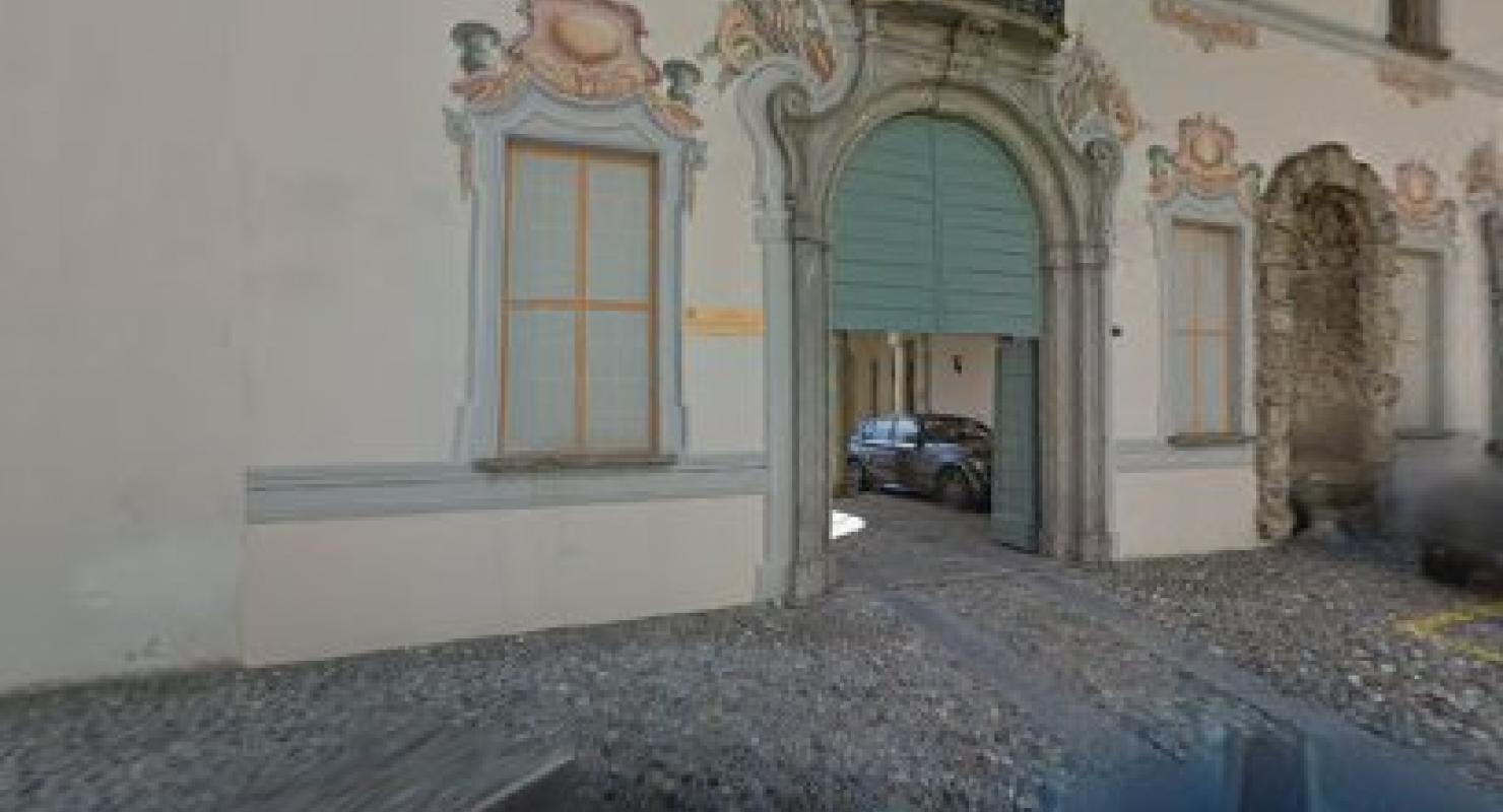 Sekulic Calzoleria - Second-hand Clothing in Ticino