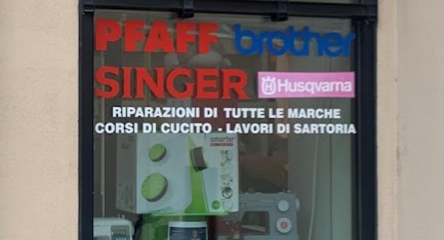 BETTOSINI MACCHINE PER CUCIRE - Second-Hand-Kleidung in Tessin