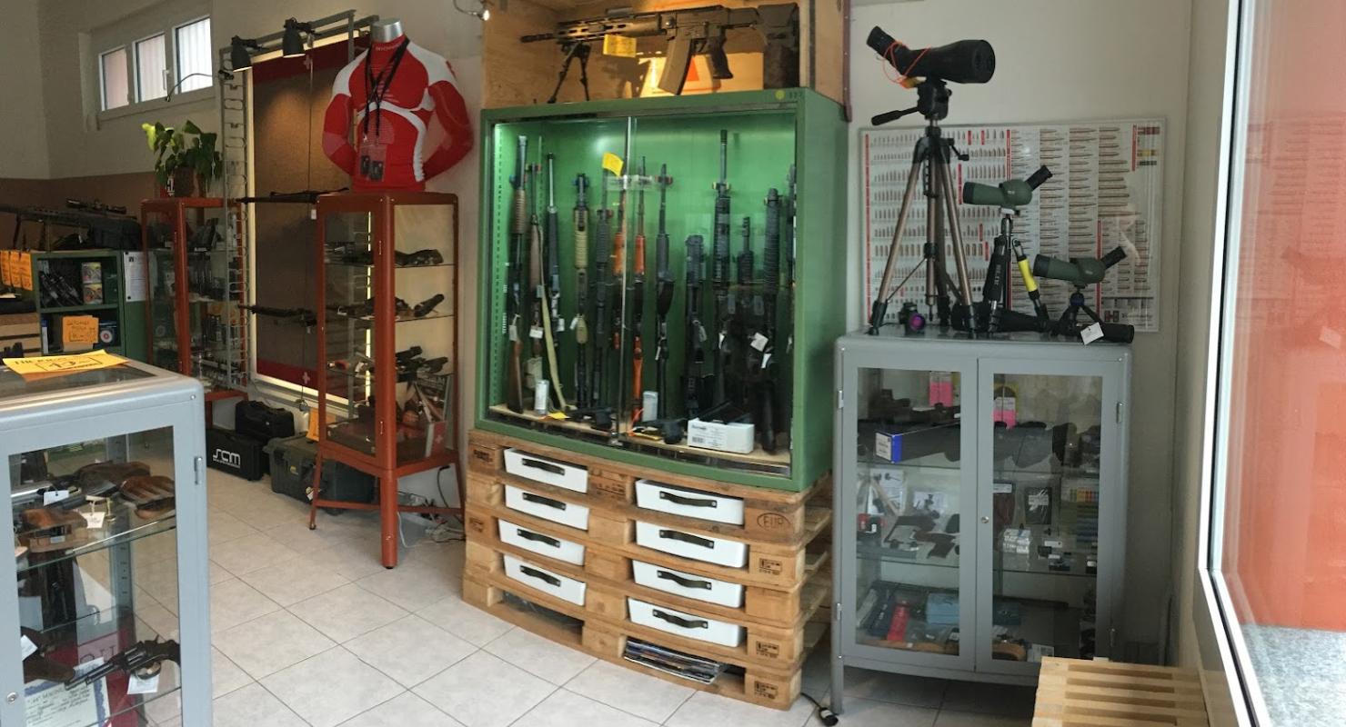 Armeria Blockhouse - Second-hand Clothing in Ticino