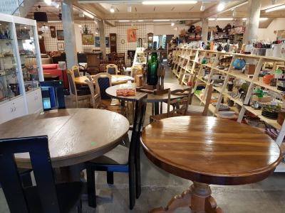 Communauté Emmaüs Etagnières - Second-hand Clothing in Vaud