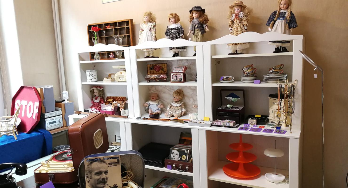 Brocante Vintage-Audio Orbe - Second-hand Clothing in Vaud