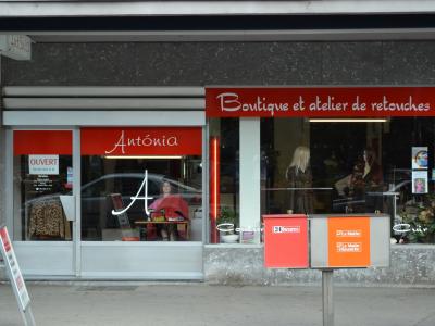 Boutique Antonia / Atelier de retouche - Repair & Alteration in Vaud