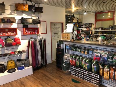 Shark's SA - Second-Hand-Kleidung in Waadt