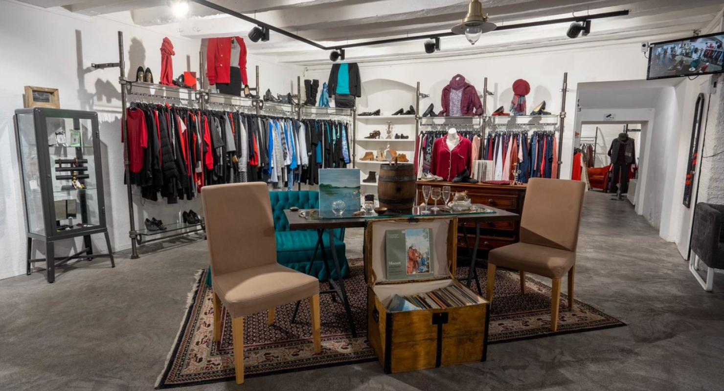 Ateapic - Vêtements de seconde main in Vaud