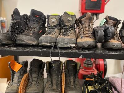 Shark's multi services - Abbigliamento di seconda mano a Vaud