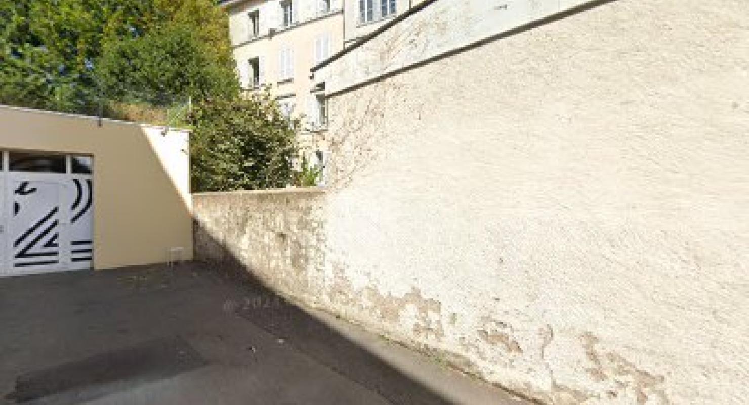 Caretta Organics - Upcycled Fashion in Vaud