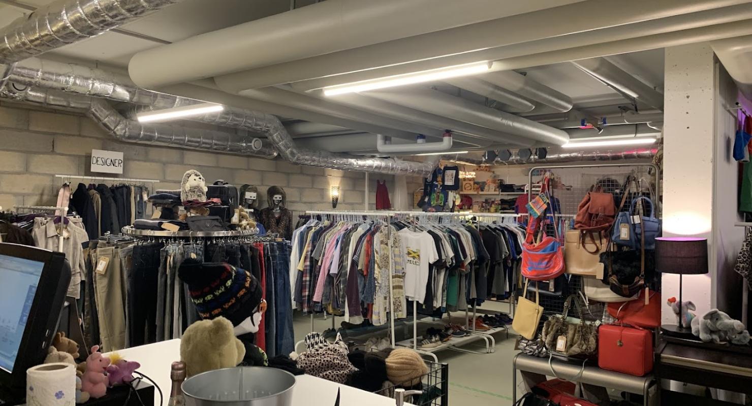 Attitude Thrift - Second-hand Clothing in Vaud