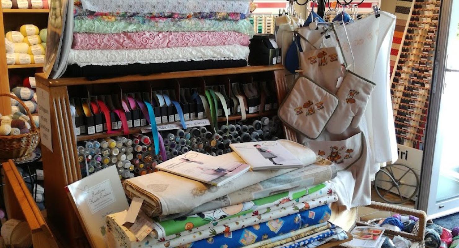 La Maison Rouge - Mode upcyclée in Vaud