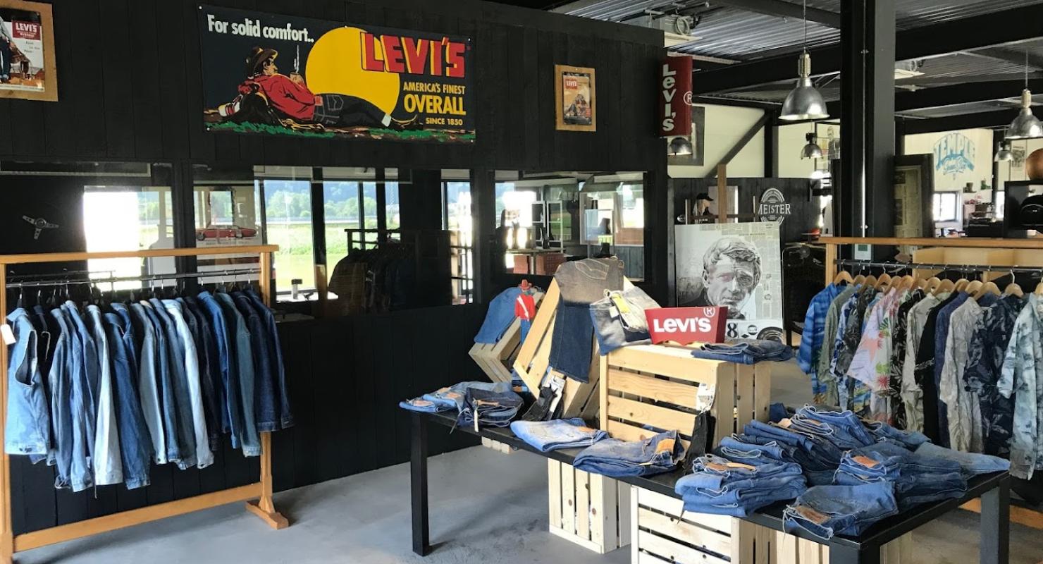 Temple Speed Shop - Vêtements de seconde main in Vaud