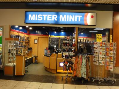 MISTER MINIT Yverdon-Les-Bains CC Métropole - Second-hand Clothing in Vaud