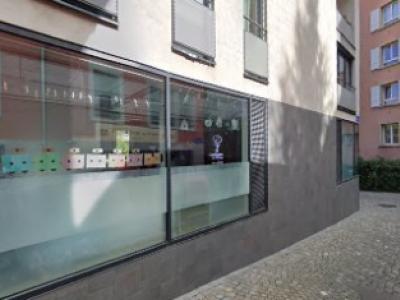 Mrs. Renée Robert Tailleur - Upcycled Fashion in Vaud