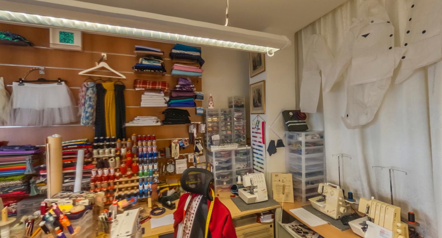 Atelier GKhan Couture, Welti - Upcycling-Mode in Waadt