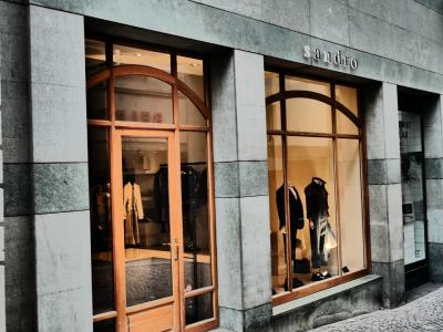 Sandro - Lausanne - Abbigliamento di seconda mano a Vaud