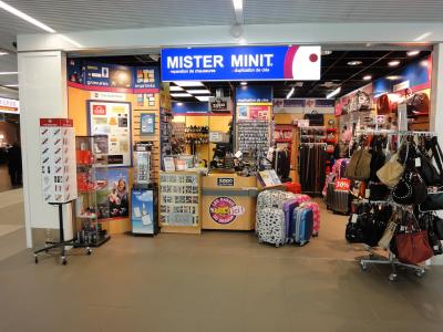 MISTER MINIT Lausanne Métropole 2000 - Second-hand Clothing in Vaud