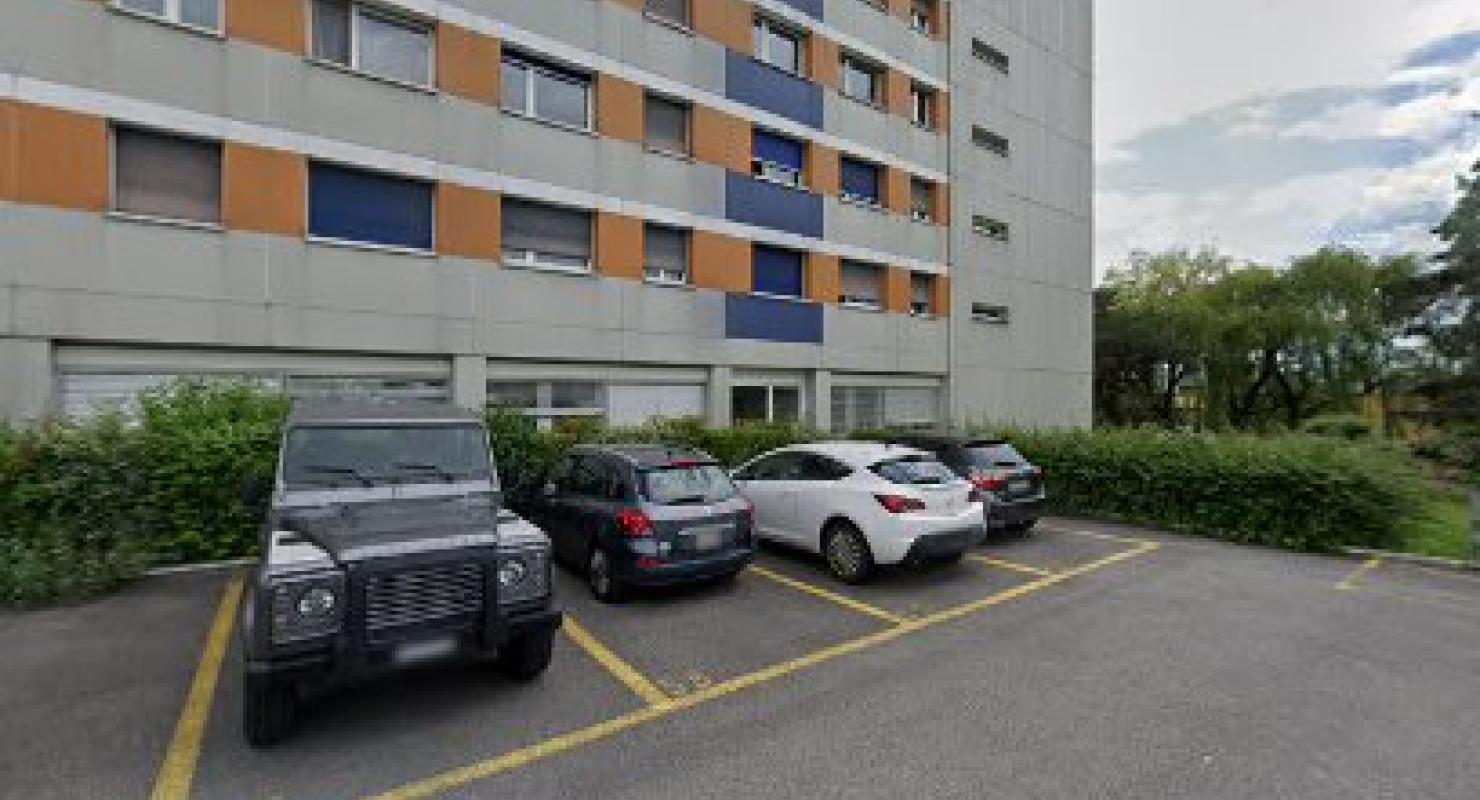 Peekaboo - Upcycled Fashion in Vaud