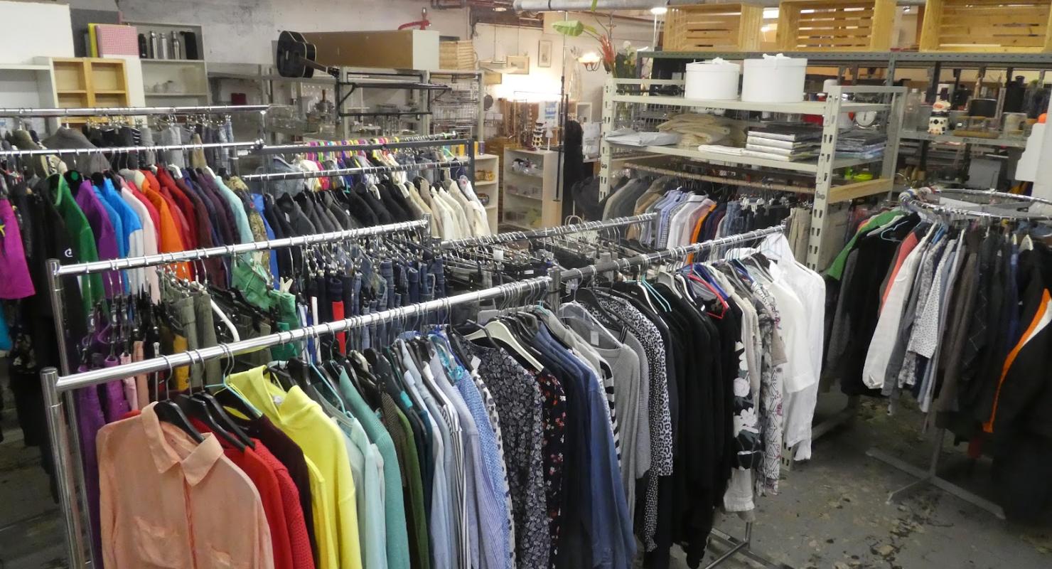 Brocki AnnAFelix - Second-hand Clothing in Zug