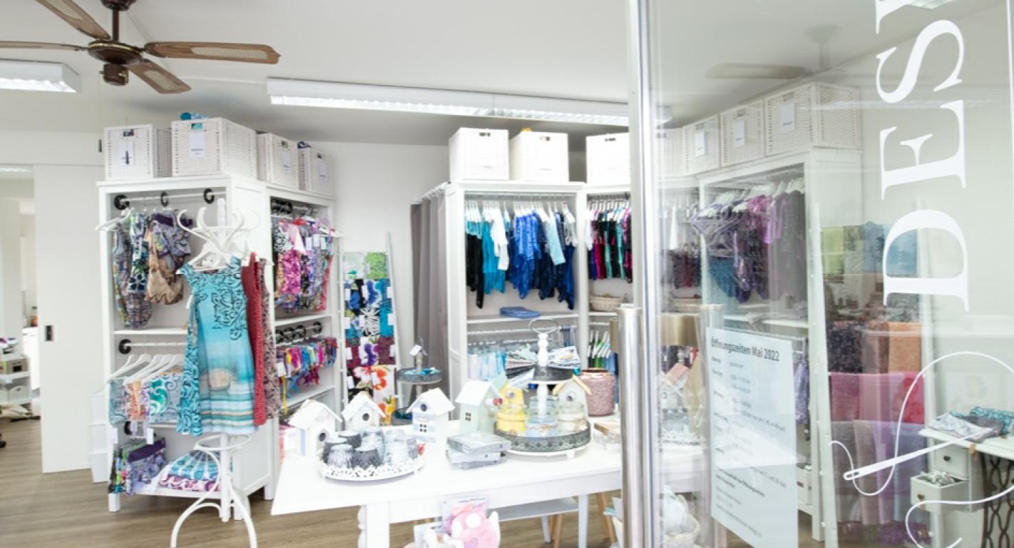 Bronner Design GmbH - Abbigliamento di seconda mano in Argovia