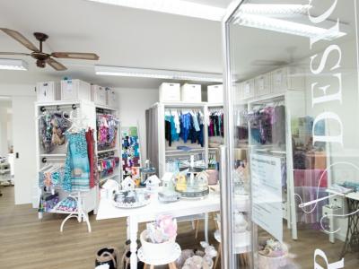 Bronner Design GmbH - Second-hand Clothing in Aargau