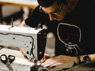 Schneideratelier Sergio GmbH - Upcycled Fashion in Zug