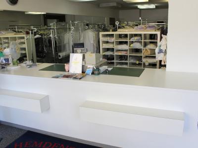 Textilreinigung Leo (Pantomat) - Second-hand Clothing in Zug