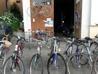 Thomas Roschi / Velo, Mofa An- und Verkauf - Abbigliamento di seconda mano a Argovia