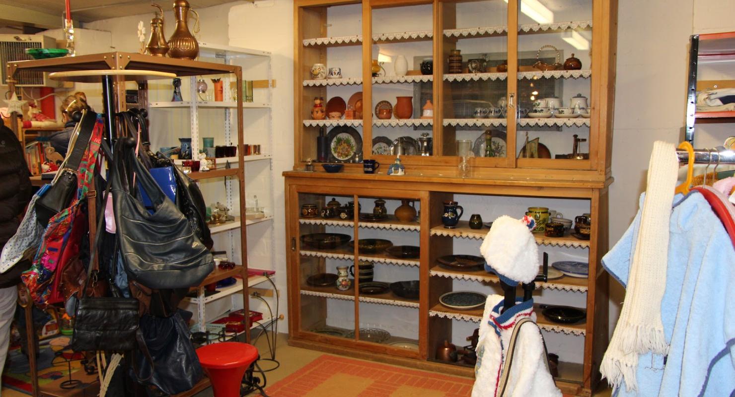 Brockenstube Frauenverein Lenk - Second-hand Clothing in Bern