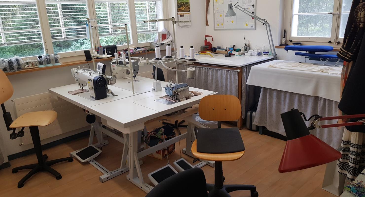 Au service de votre élégance - Moda upcycled in Berna