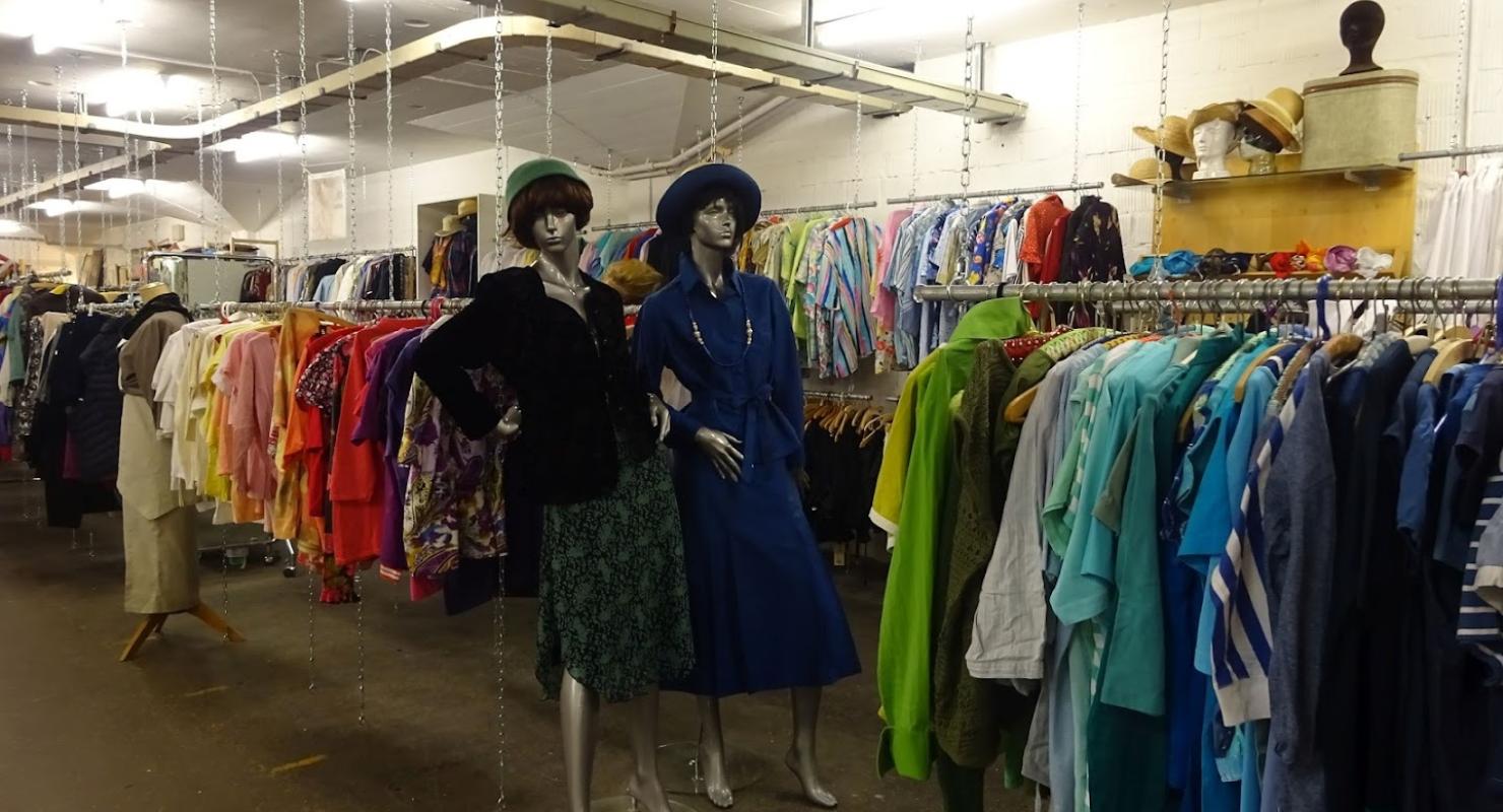 HIOB Grossbrockenstube Secondhand - Second-hand Clothing in Bern