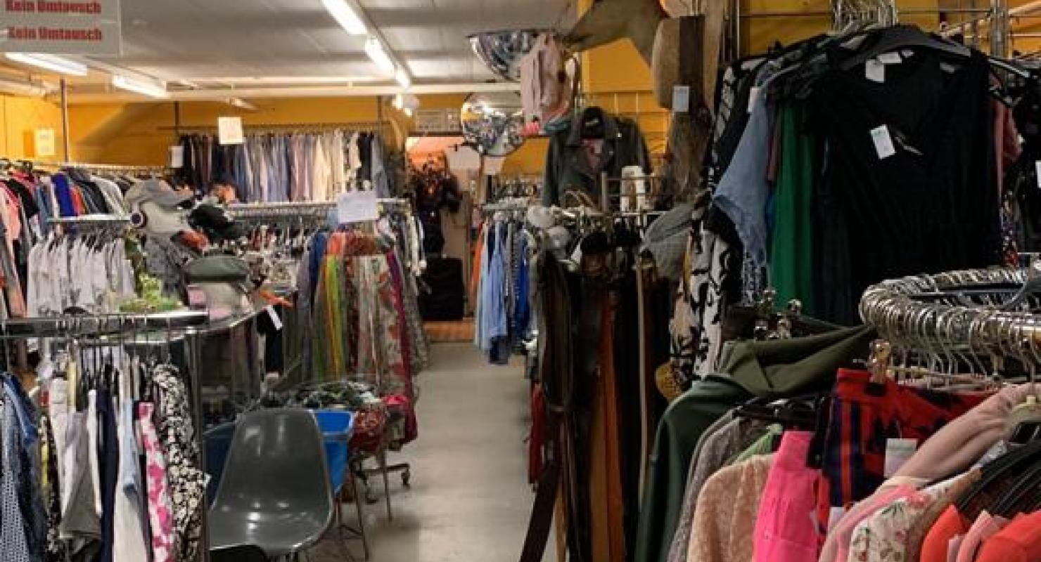 Secondo - Second-hand Clothing in Bern