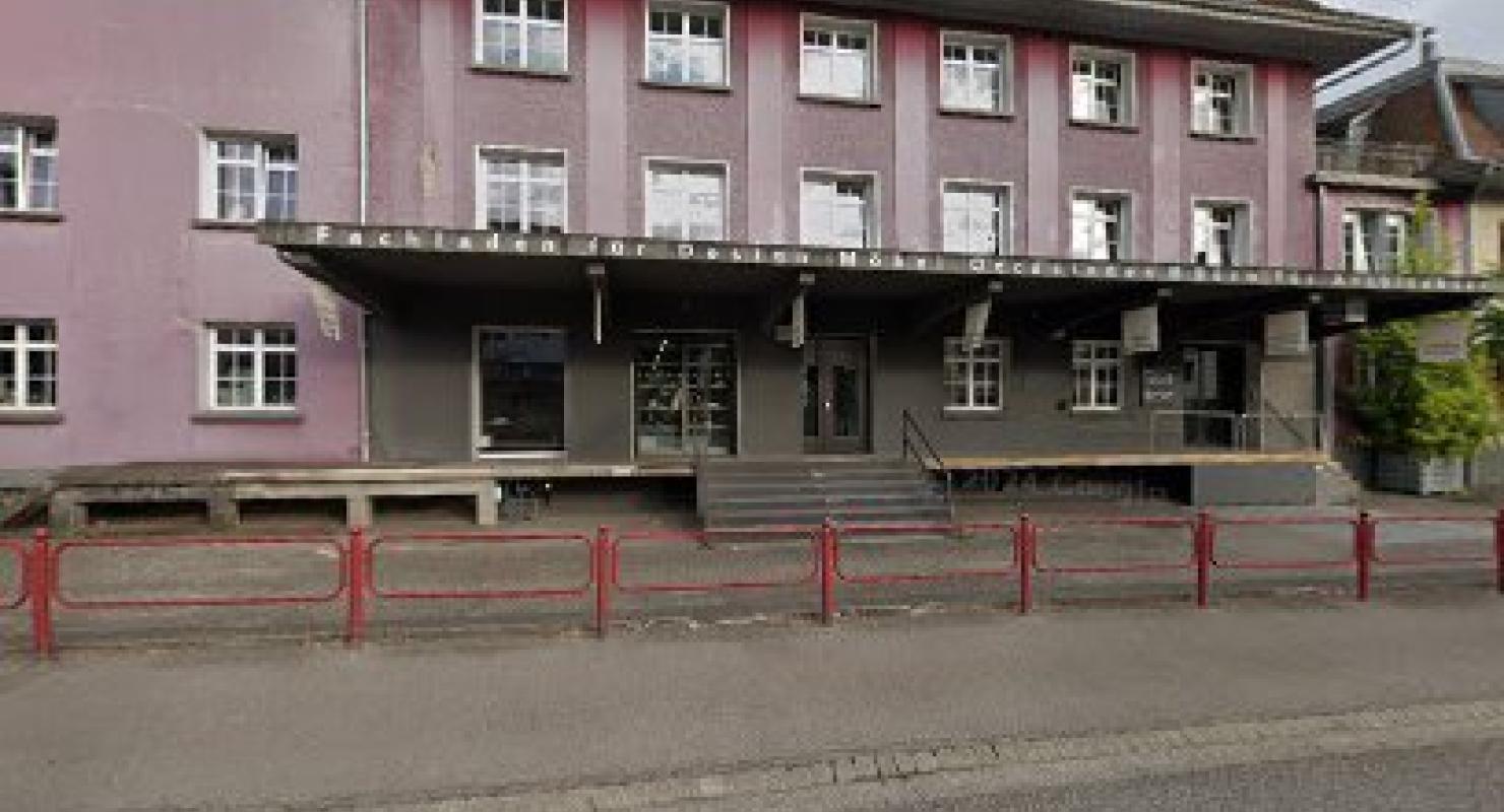 Jolie SecondHand - Second-hand Clothing in Bern