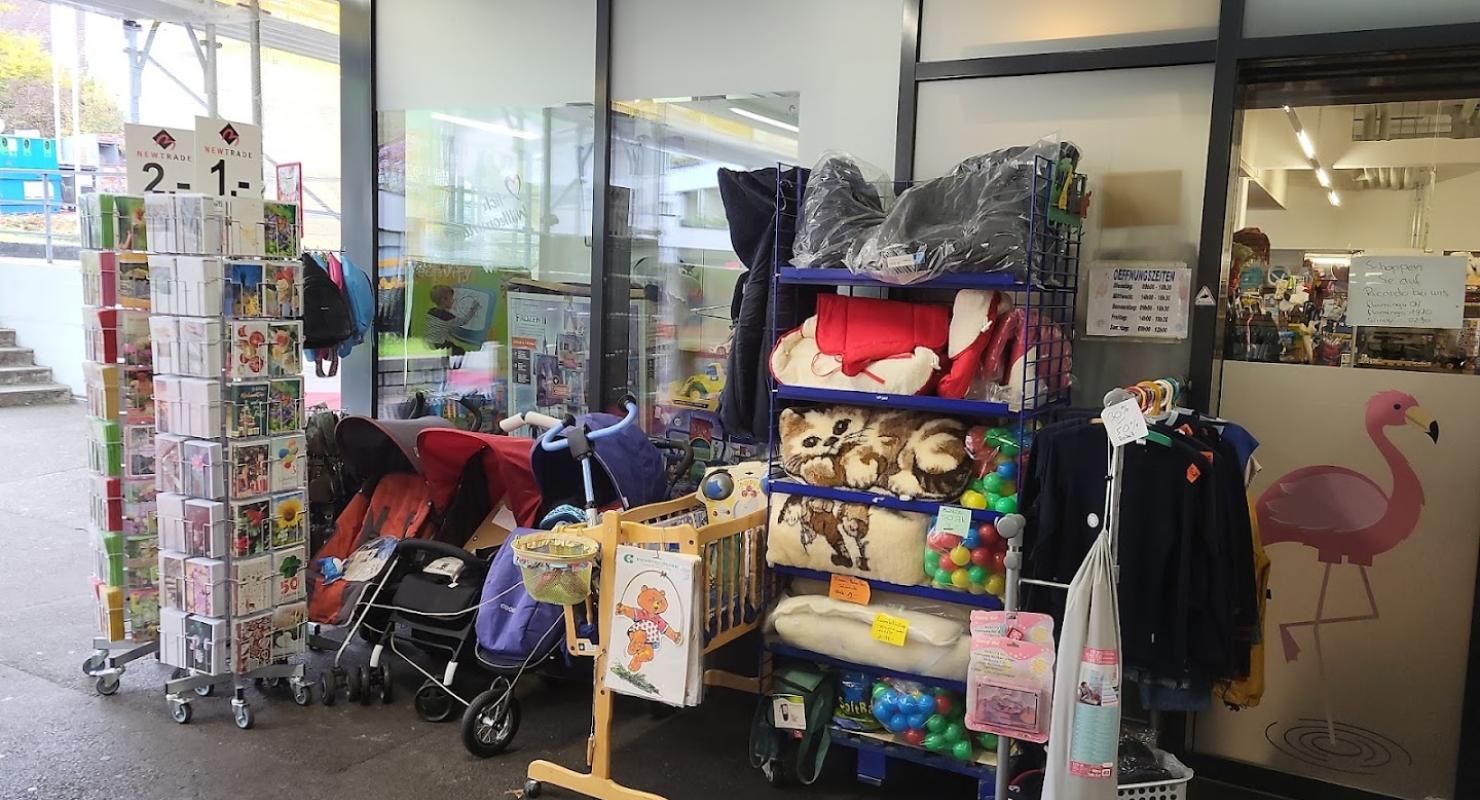 Flamingo Kinderbörse und Neuwaren - Second-hand Clothing in Bern