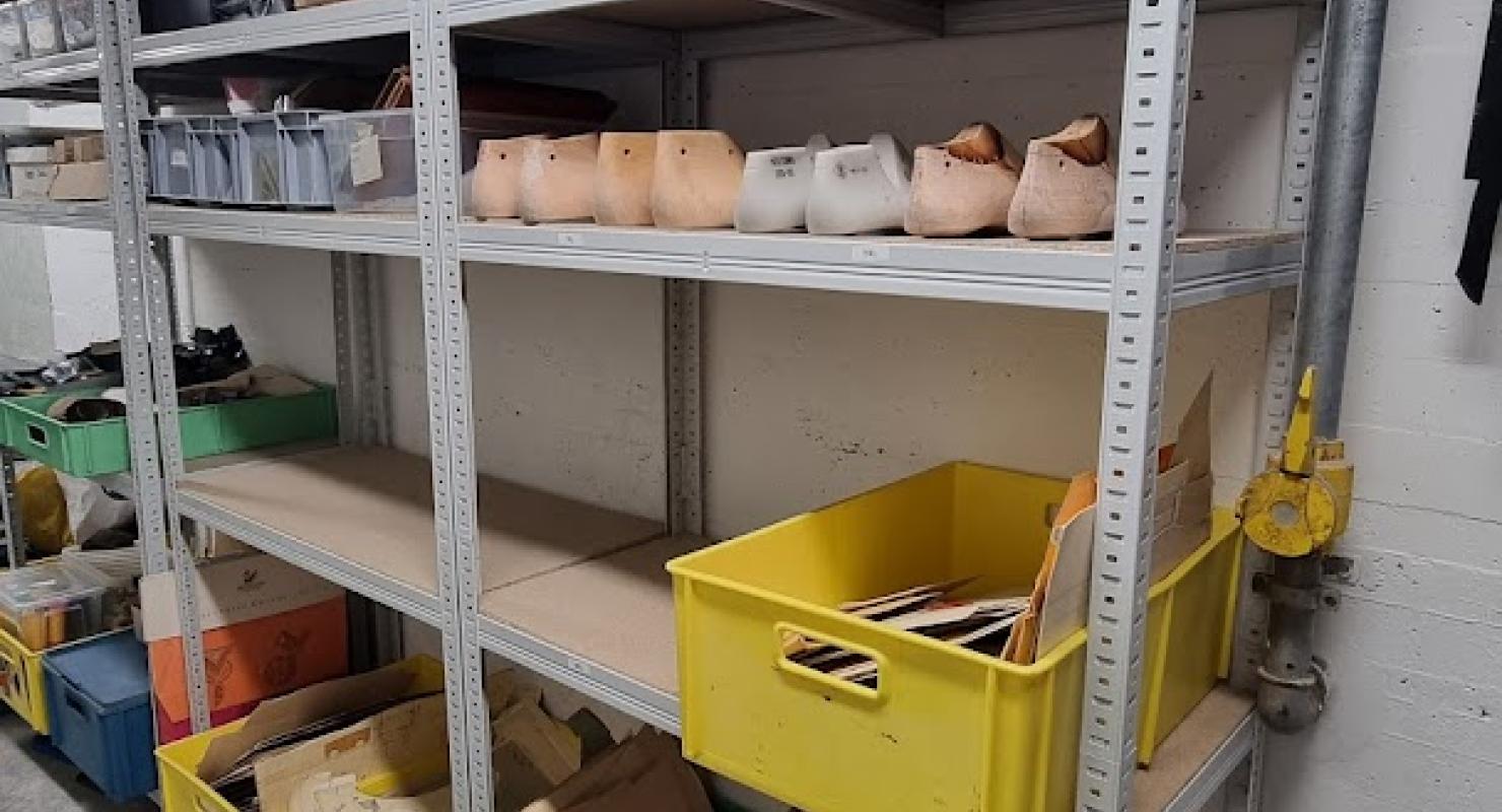 DynaFeet Orthopädie Region Lenzburg. Ihr Spezialist für Schuheinlagen - Spezialschuhe und Schuh-Reparaturen im Kanton Aargau. - Second-Hand-Kleidung in Aargau