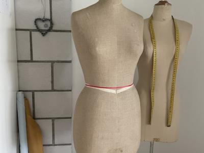 Atelier für Näharbeiten - Upcycled Fashion in Bern