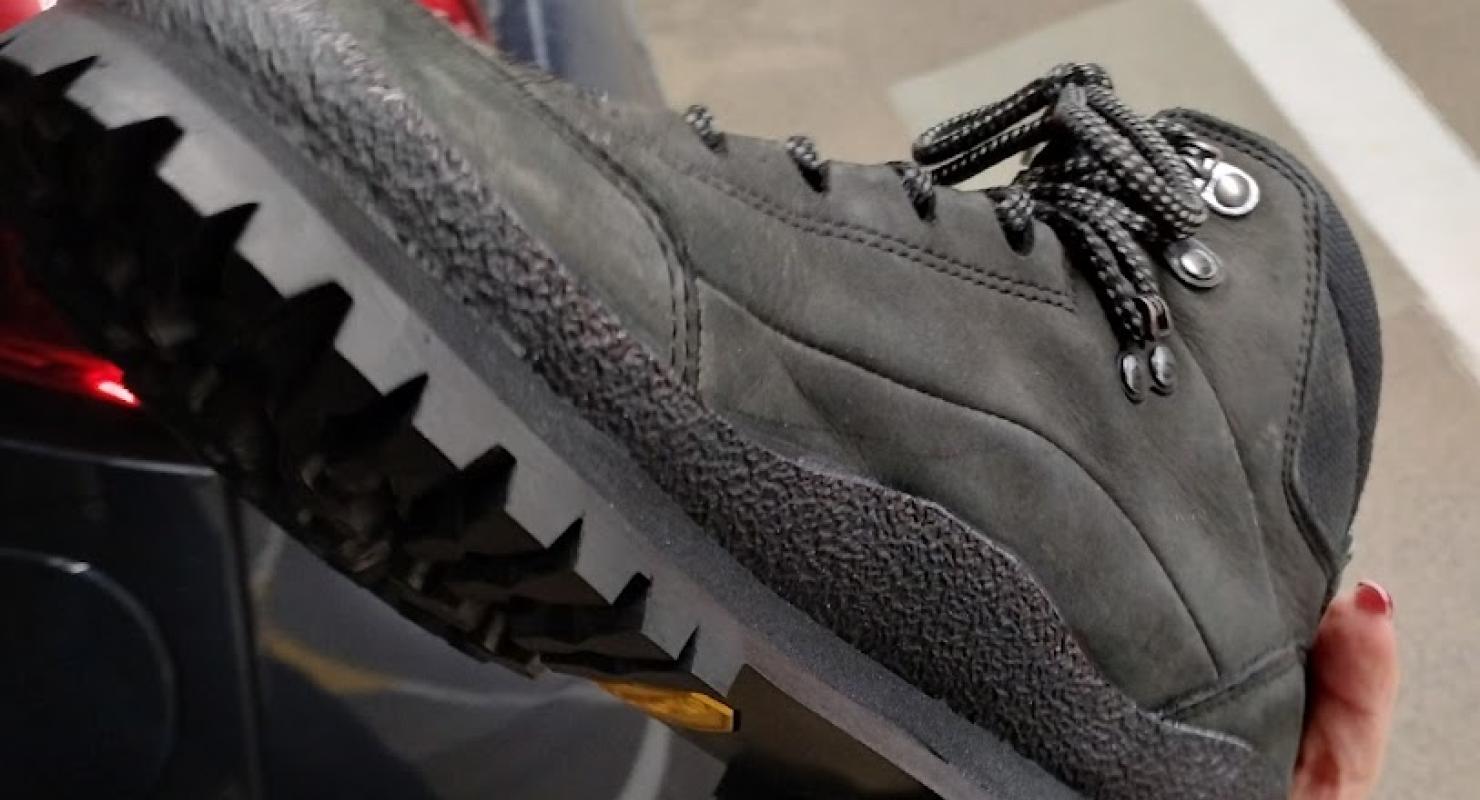 Schuh- und Schlüsselservice - Second-hand Clothing in Bern