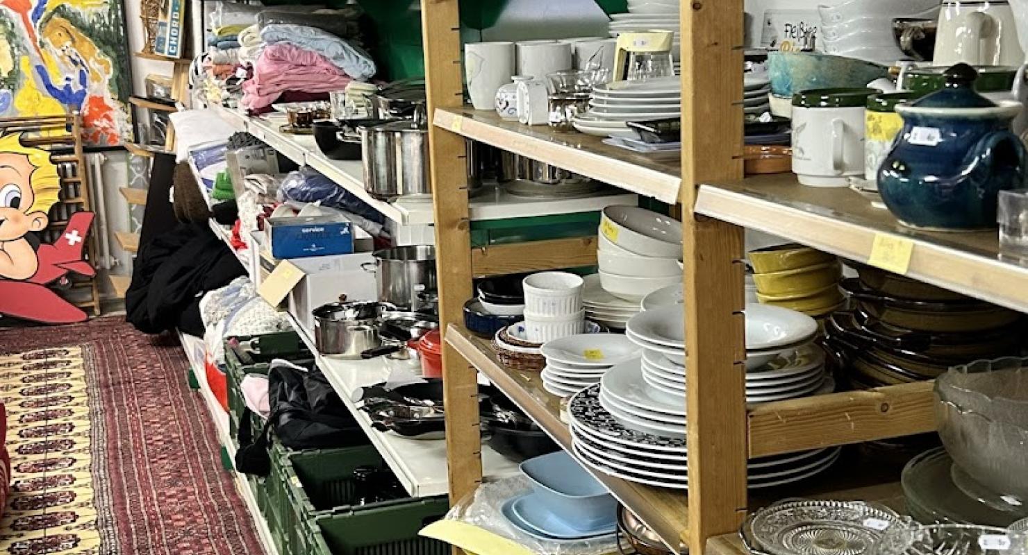 Brockenhaus Gals, Brocki Gals, Pfisters Brocki - Abbigliamento di seconda mano in Berna