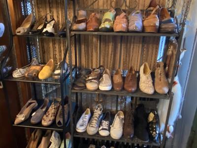 Karin‘s Vintage Atelier GmbH - Second-hand Clothing in Bern