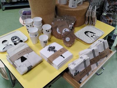 Einzig & Artig GmbH - Vêtements de seconde main à Berne