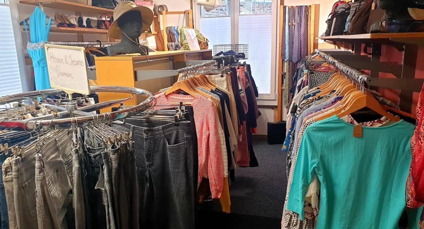 Umwelt Brocki - Second-hand Clothing in Bern