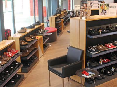 HELVESKO-LadySko-dansko - Fachgeschäft Ittigen - Bequemschuhe - Second-hand Clothing in Bern
