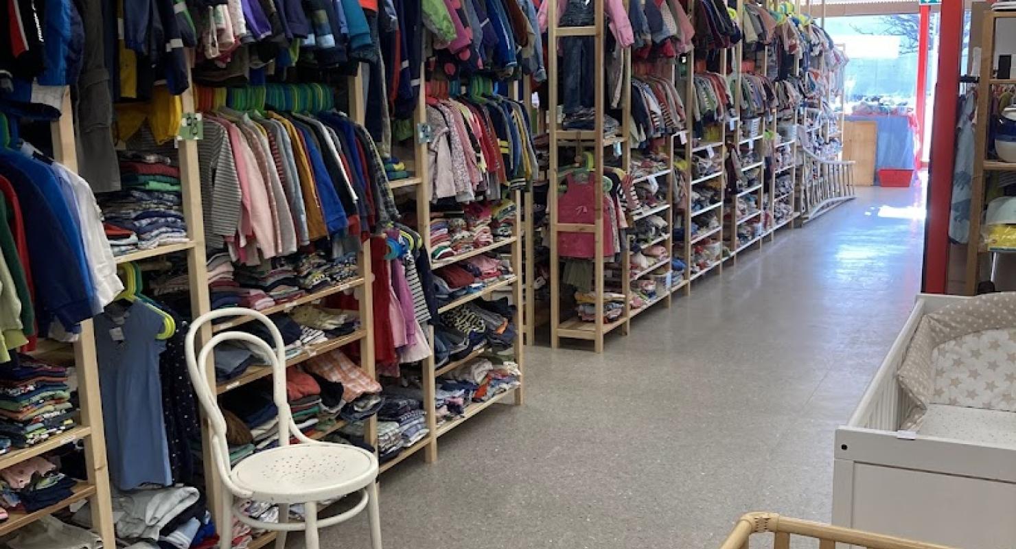 Kinderkleiderbörse Simme Hand Art - Second-hand Clothing in Bern