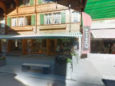 Buch & Tuch / Couture Schwarz - Upcycled Fashion in Bern