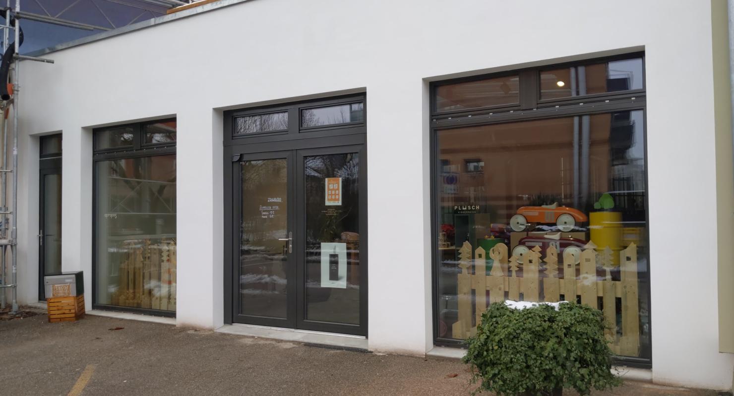 Plüsch Kinderreich GmbH - Second-hand Clothing in Bern