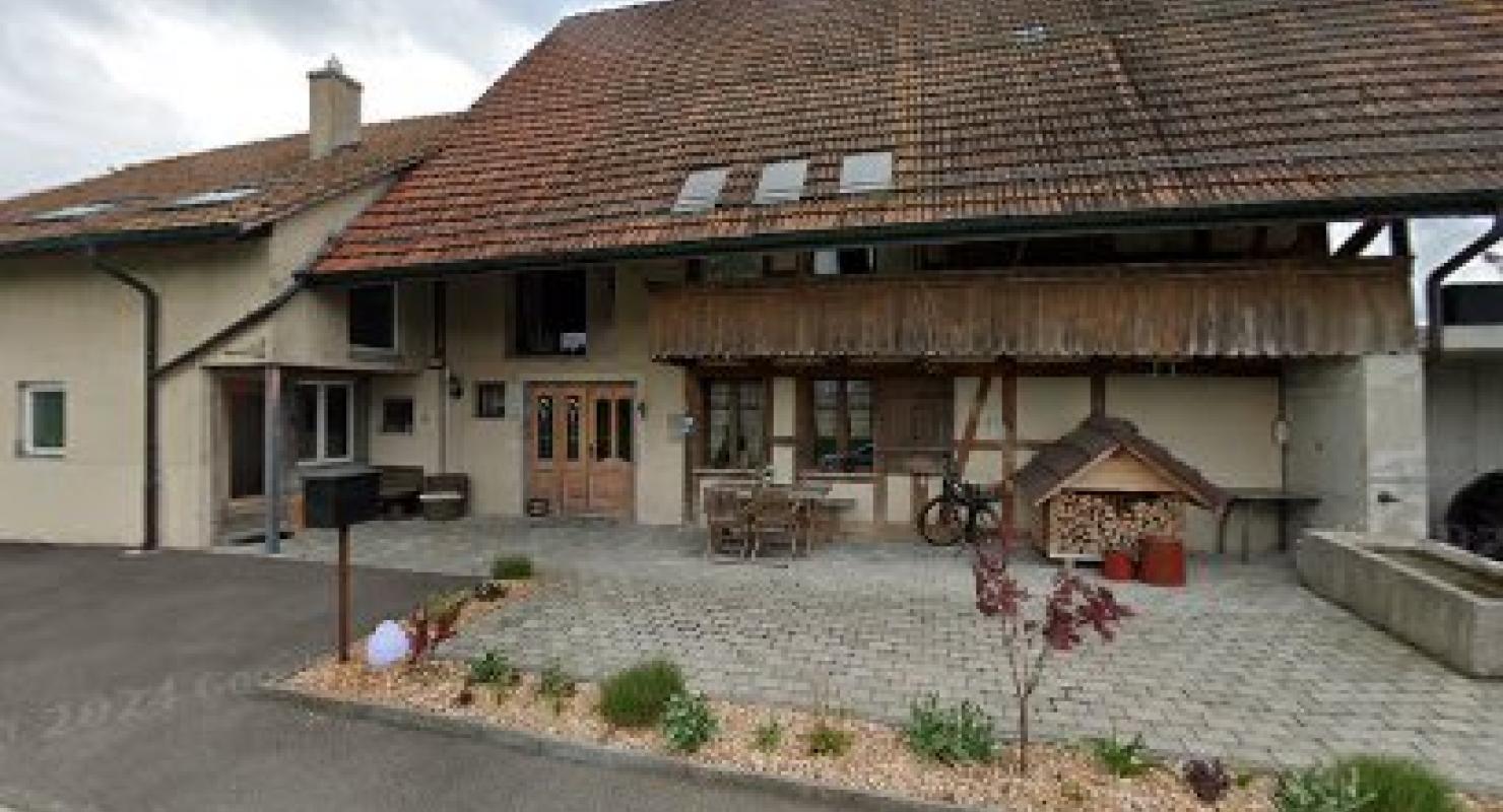 Rustikaler Landhausstil - Second-hand Clothing in Bern