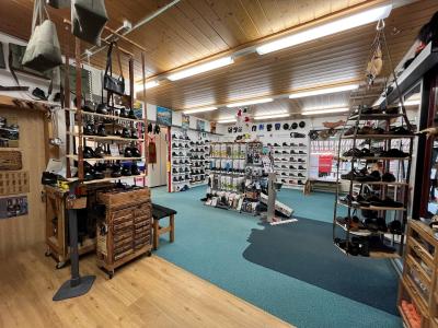 Schuhhaus Brunner GmbH - Second-Hand-Kleidung in Bern