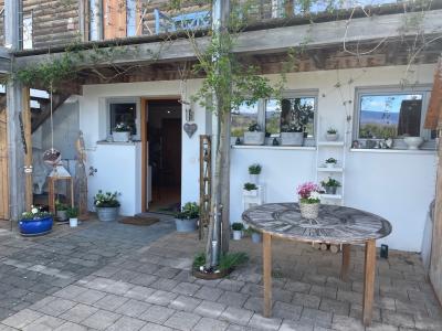 Atelier 25 Wolle & Mehr - Upcycled Fashion in Bern