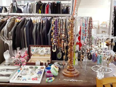 Theresa Laden - Second-hand Clothing in Bern