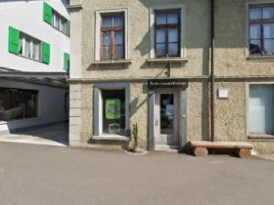 Schuhmacherei - Abbigliamento di seconda mano a Berna