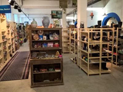 HIOB Brockenstube Secondhand - Second-hand Clothing in Bern