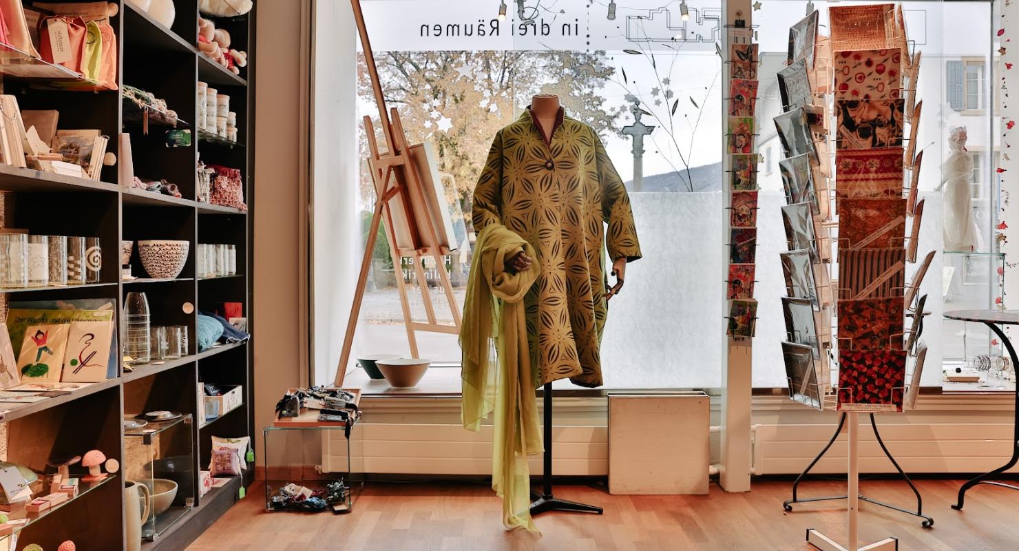 uniQart - Abbigliamento di seconda mano in Berna